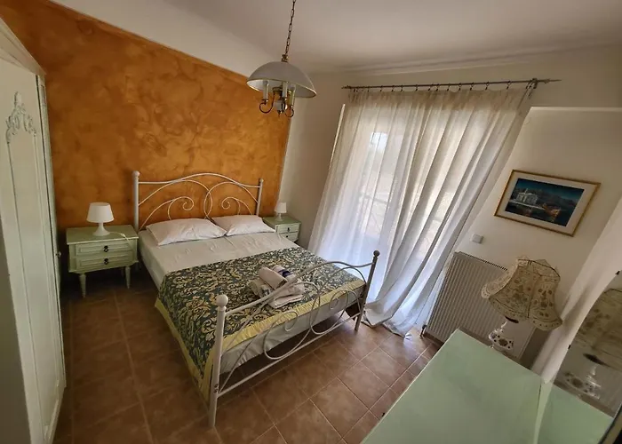 Ritsa Apartamento *