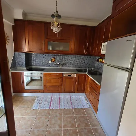 Apartamento Ritsa Peraía