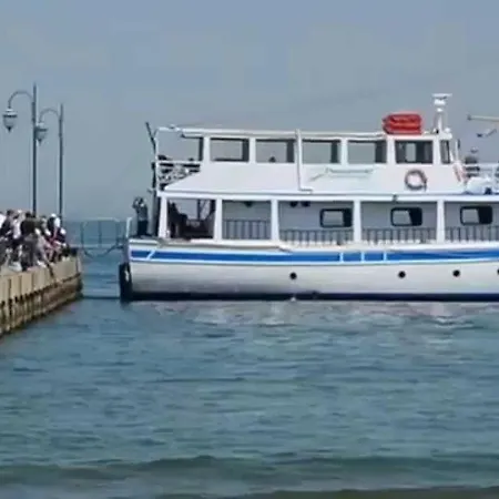 Apartamento Ritsa Peraía